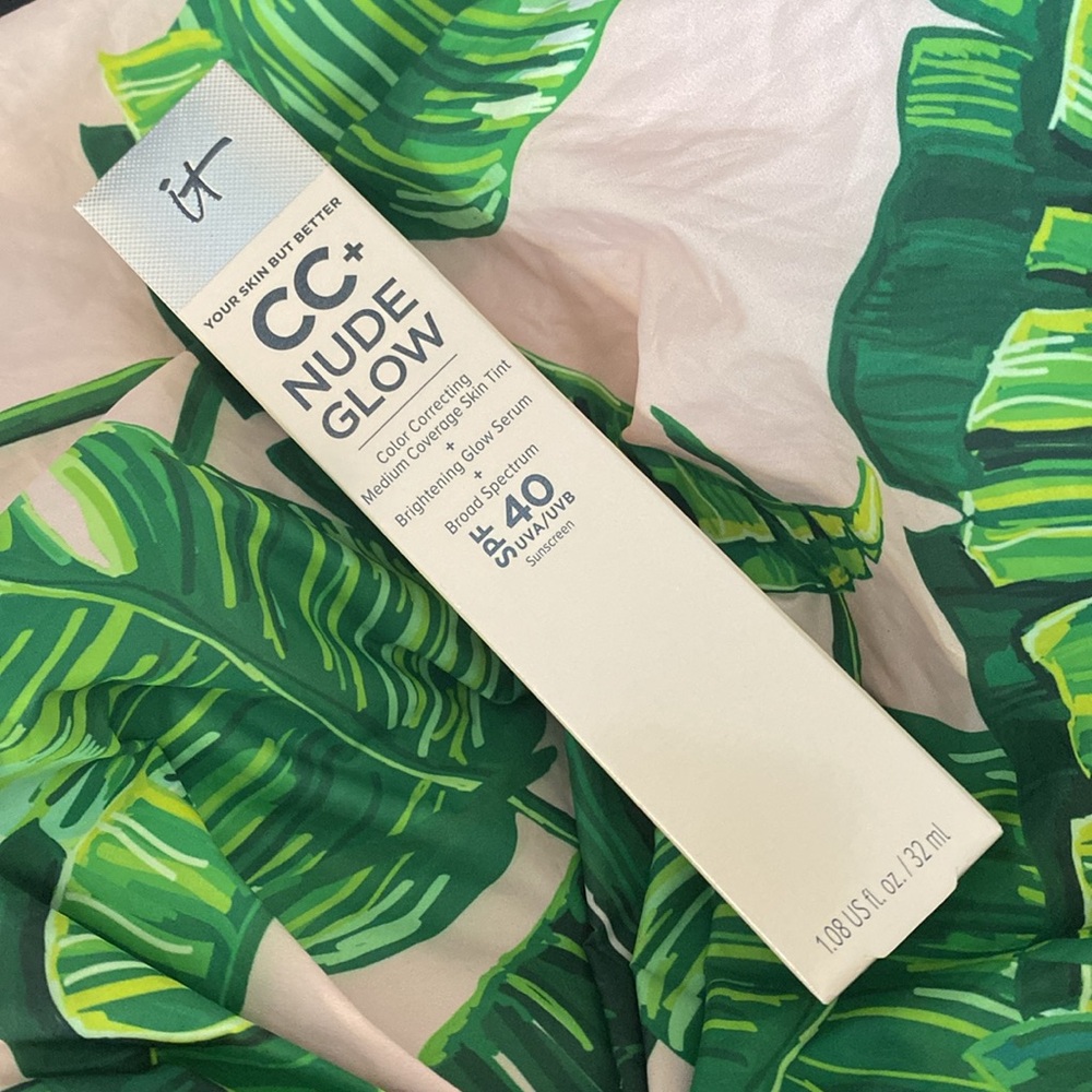 NEW it Cosmetics CC+ Nude Glow in Fair Light